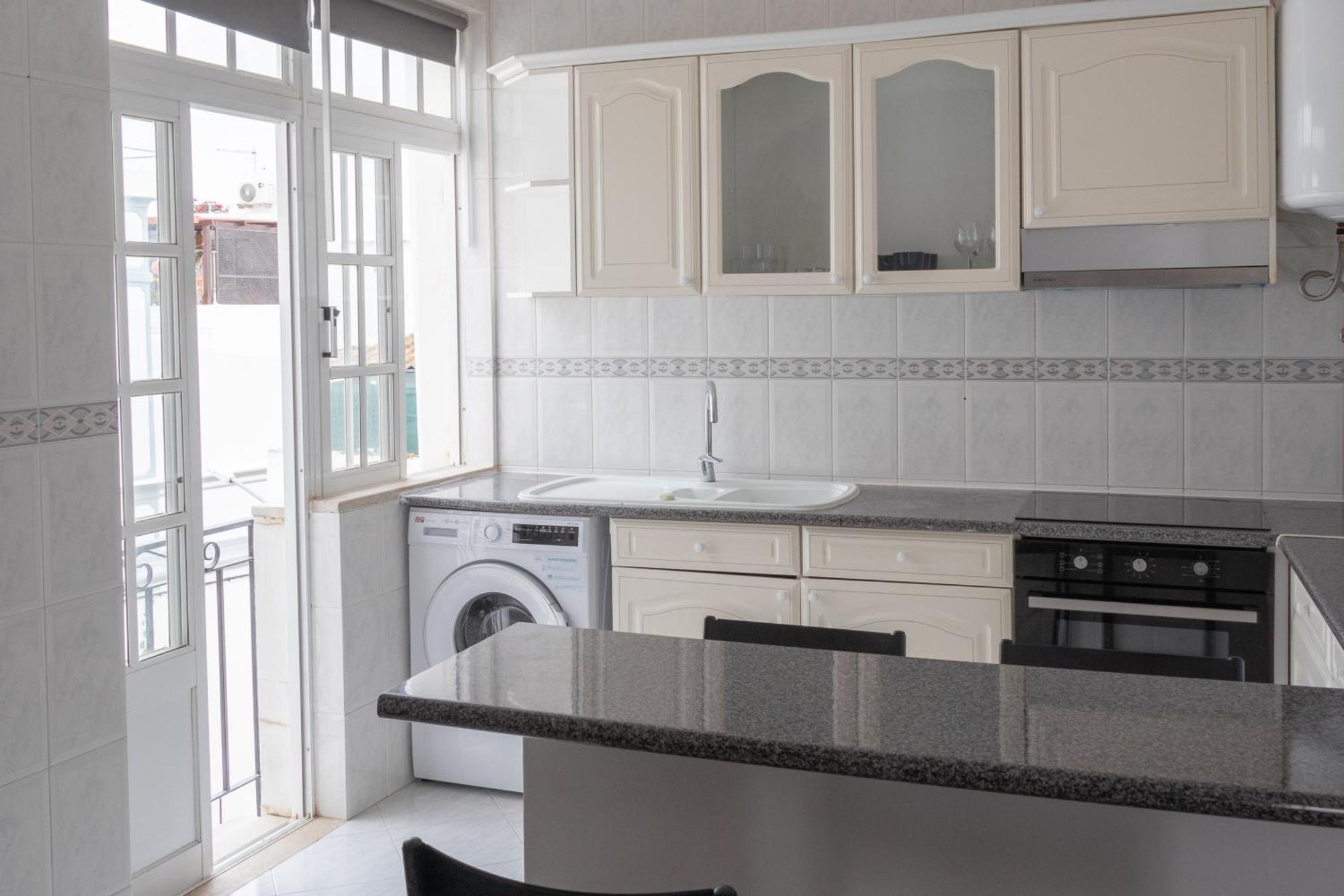 Blife Martinya House - Private Rooms And Apartments オリョン エクステリア 写真