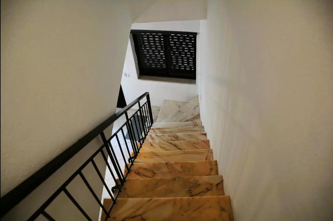 Blife Martinya House - Private Rooms And Apartments オリョン エクステリア 写真